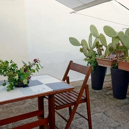 Vico Minghetti Bed and breakfast
